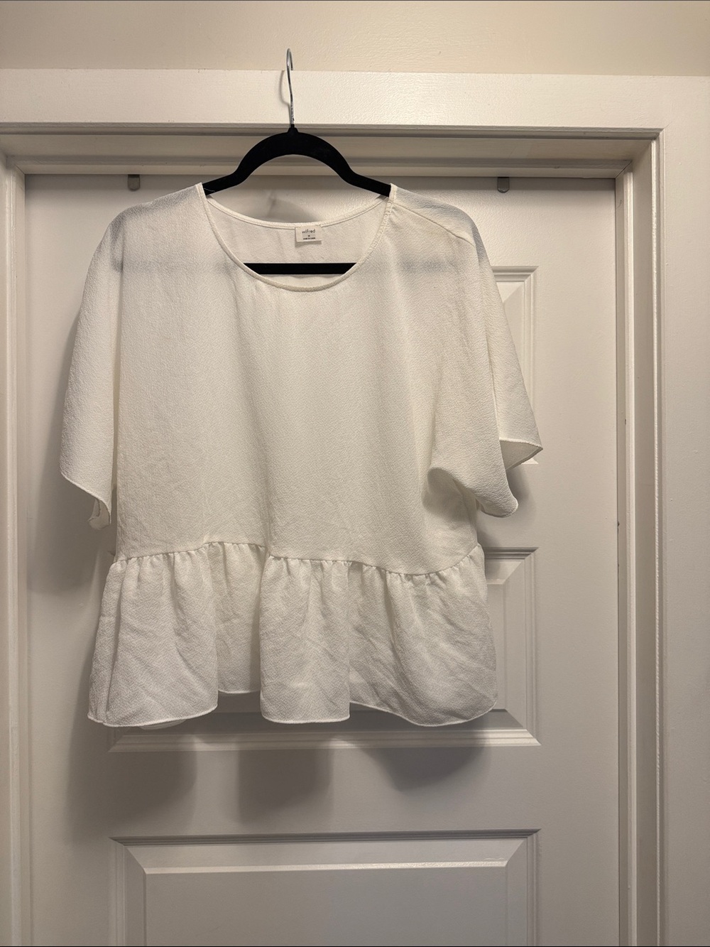 Wilfred Women’s White Peplum Short-Sleeve Top
